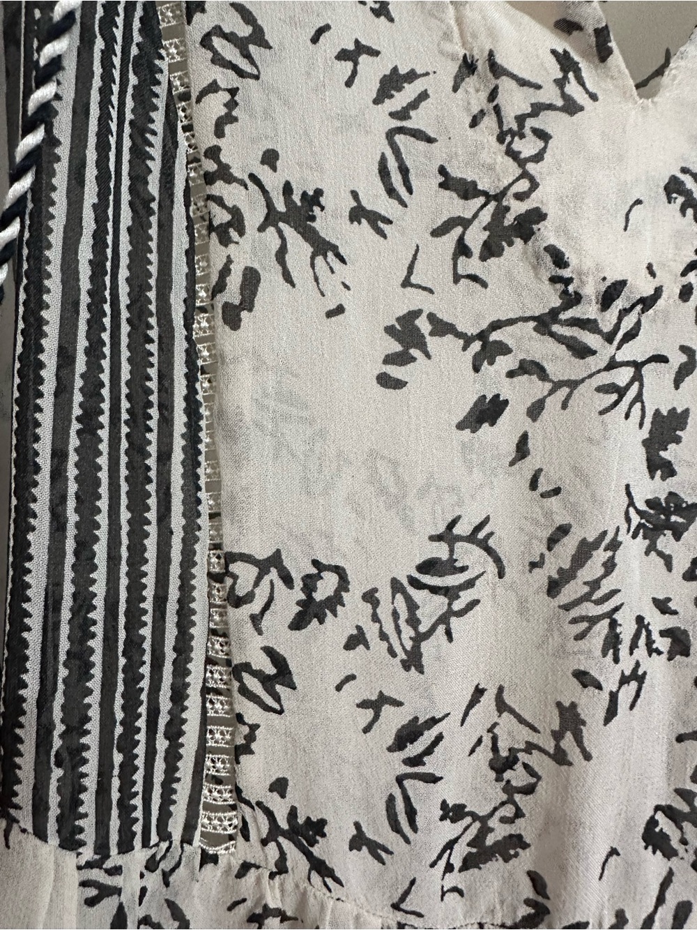 Anthropologie by Anthropologie Dress M 100% Viscose Boho Tiered Midi Tassel - Picture 7 of 15